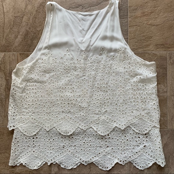 🔴 SOLD - CAbi Frolic Top - Size XL - Picture 9 of 11